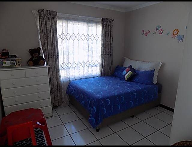 3 BEDROOM TOWNHOUSE RENTED IN PANORAMA PARK